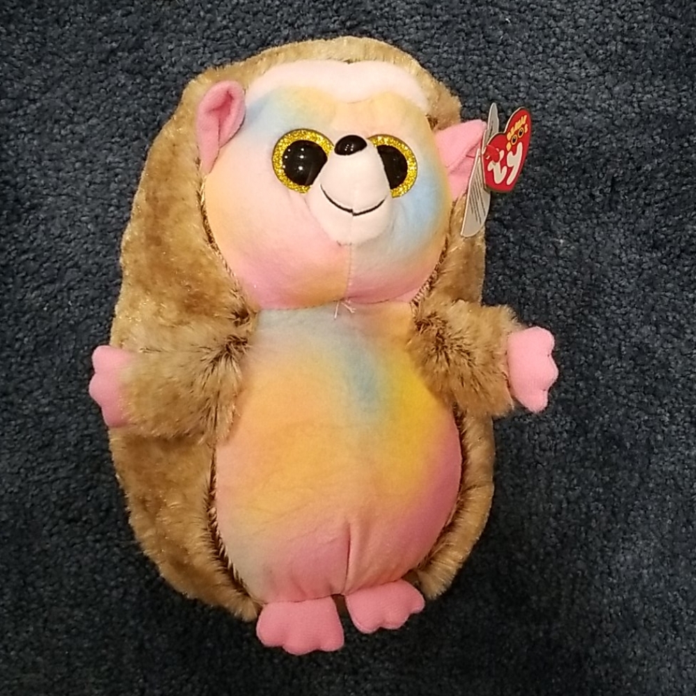 Nwt! Large ty beanie boo named pinecone!